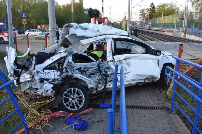 Wypadek na przejeździe kolejowym w Radziwiłłowie