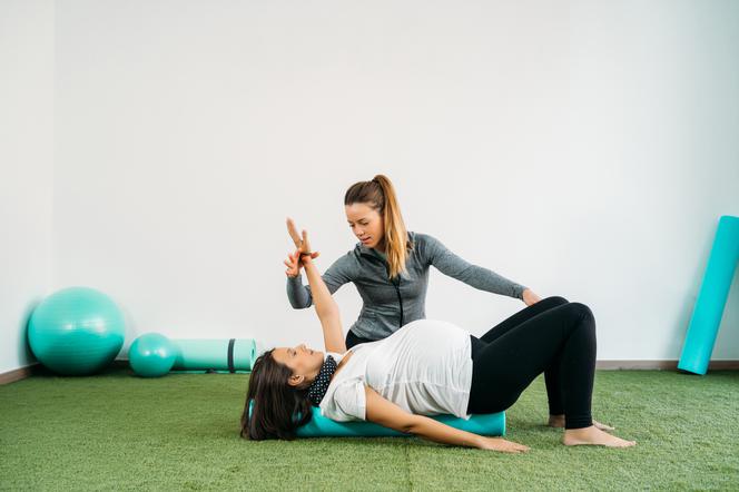 https://www.mjakmama24.pl/mama/fit-mama/cwiczenia-po-porodzie-na-brzuch-cwicz-z-dzieckiem-i-wzmocnij-miesnie-brzucha-po-ciazy-aa-ZFRB-WAza-ygD3.html