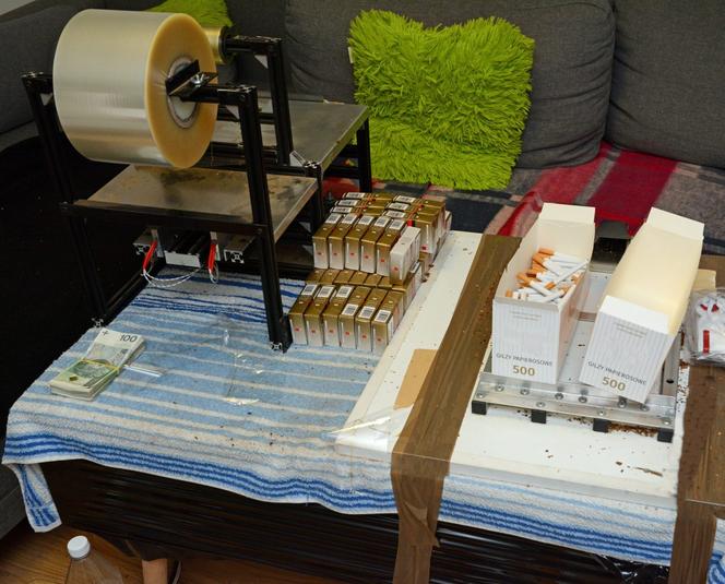 Handel ludźmi i produkcja nielegalnych papierosów. Straż graniczna podsumowała miniony rok