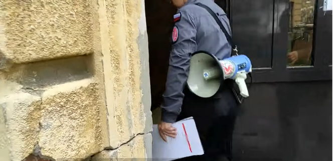 Antyszczepionkowcy wkroczyli do domu dziecka. Nie szprycujcie nam dzieci