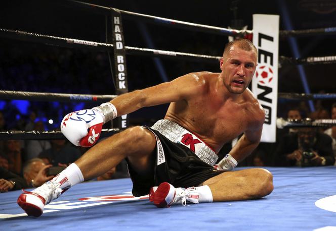 Boks: Eleider Alvarez-Siergiej Kowaliow