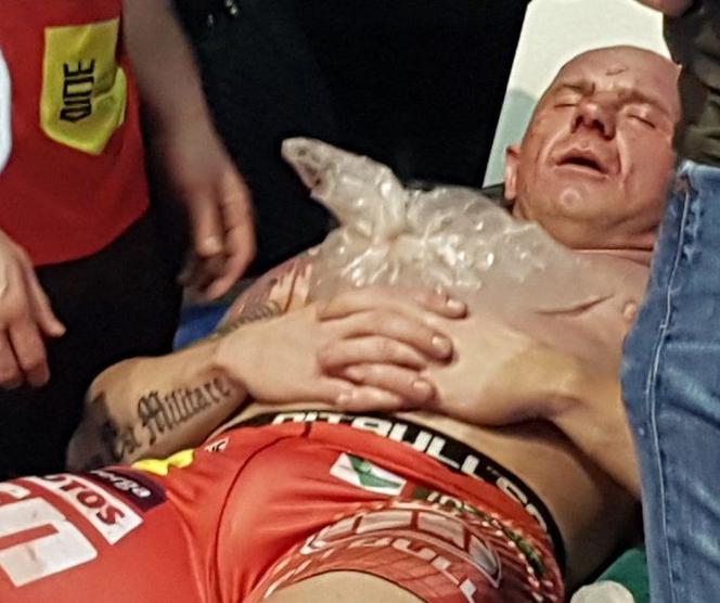 Krystian Pudzianowski po walce z Piotrem Szeligą