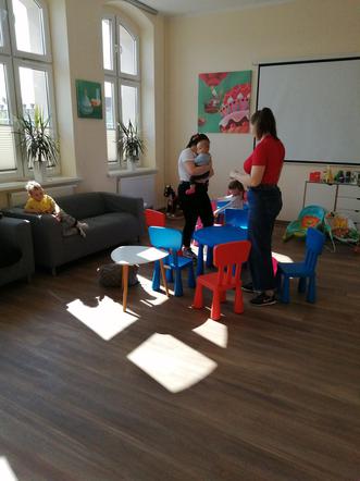 Jako wolontariusz można przychodzić wg ustalonego grafiku bądź jak dysponujemy akurat wolnym czasem