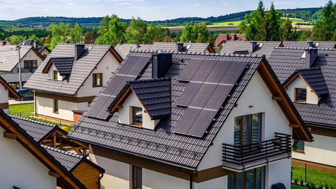 Instalacja fotowoltaiczna BRUK BET SOLAR