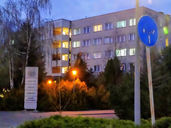 Jeden z akademików UPH