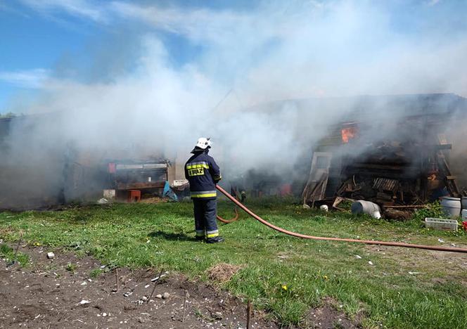 Sadowo. Spłonęła obora i 17 krów