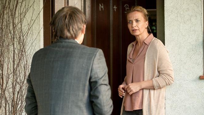 M jak miłość, odcinek 1537: Śledztwo Kisielowej i Roberta przed ślubem Modrego! Dorwie opiekunkę, która chce zabić Józka? - ZWIASTUN