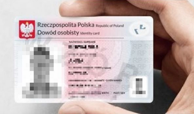 Wrocławianin kupił fałszywy dowód osobisty i poszedł do banku na Popowicach