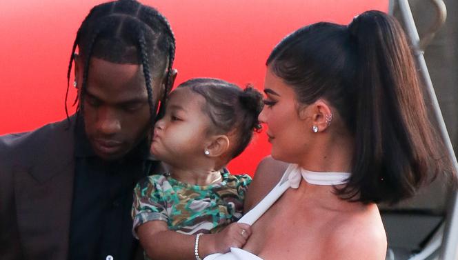 Travis Scott, Stormi Webster i Kylie Jenner