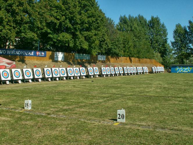 Łucznicy muszą ustąpić miastu!