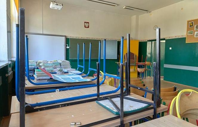 Miesiąc wolnego od szkoły. Uczniowie komentują decyzję rządu