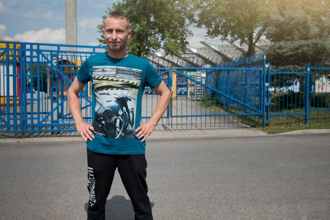 Michał Krata - kibic Stali Rzeszów, który uratował życie obcemu mężczyźnie