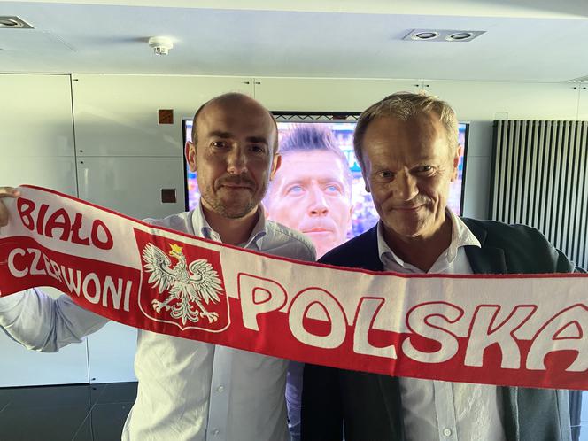 Borys Budka i Donald Tusk wspólnie kibicują reprezentacji Polski
