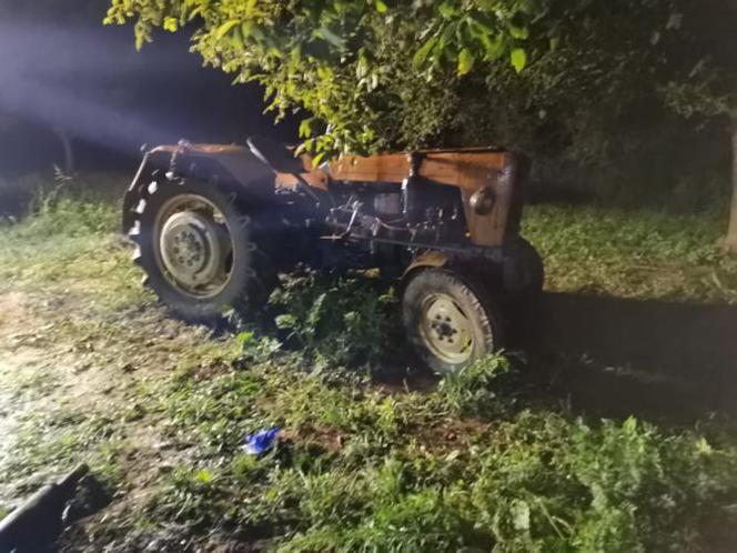 Dramat w Sieteszy. Nie żyje mężczyzna, został przygnieciony przez ciągnik rolniczy