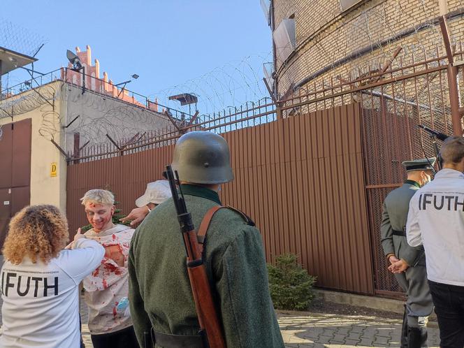Ekipa filmowa w toruńskim Okrąglaku. Zdjęcia do filmu historycznego
