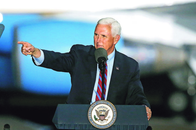Pence nie boi się wirusa
