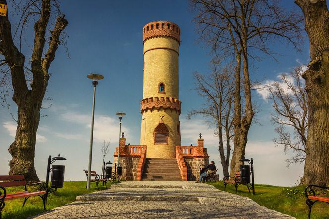 Wieża widokowa w Cedyni zachwyca! Atrakcja turystyczna odzyskała dawny blask