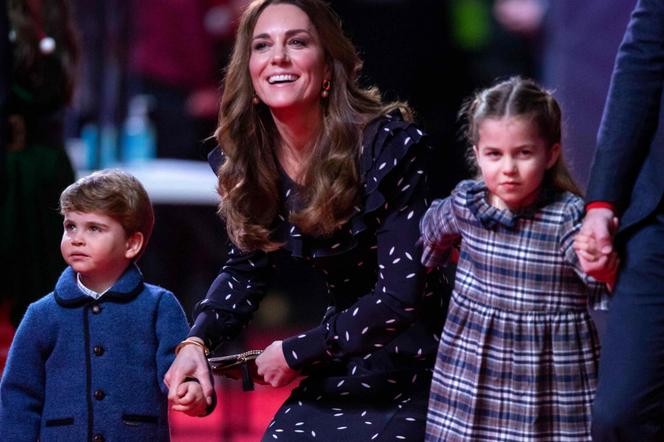 Księżna Kate i jej córka, księżniczka Charlotte