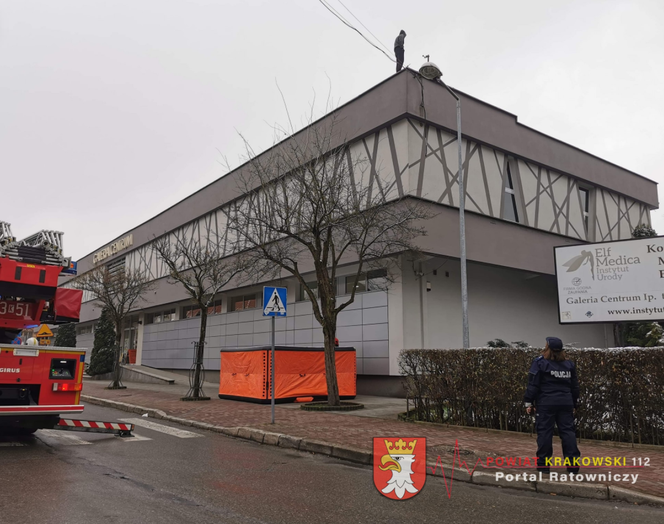 Mężczyzna chce popełnić samobójstwo