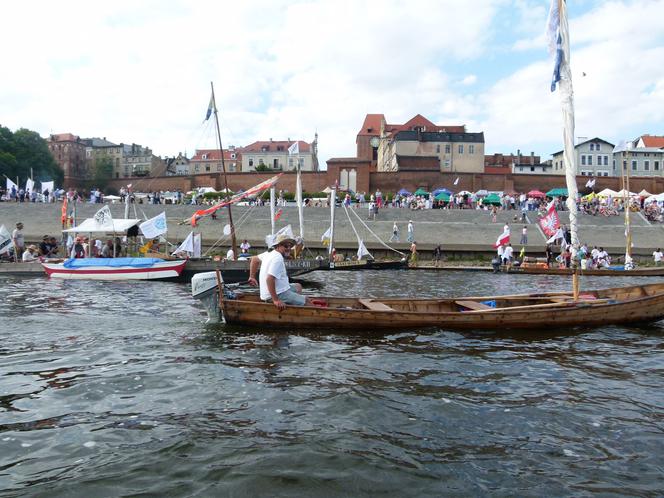 Festiwal Wisły to największy w Polsce zlot tradycyjnych statków i łodzi rzecznych