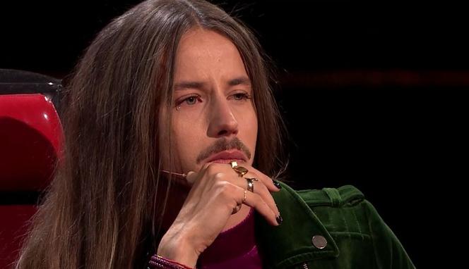 Michał Szpak płacze w Voice Of Poland