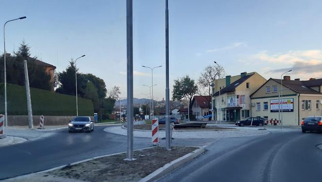 Kończy się budowa nowego ronda w Limanowej