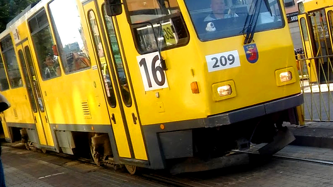Tramwaj nr 16