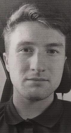 Zaginął 22-letni Mateusz. Poszukuje go rodzina i policja.