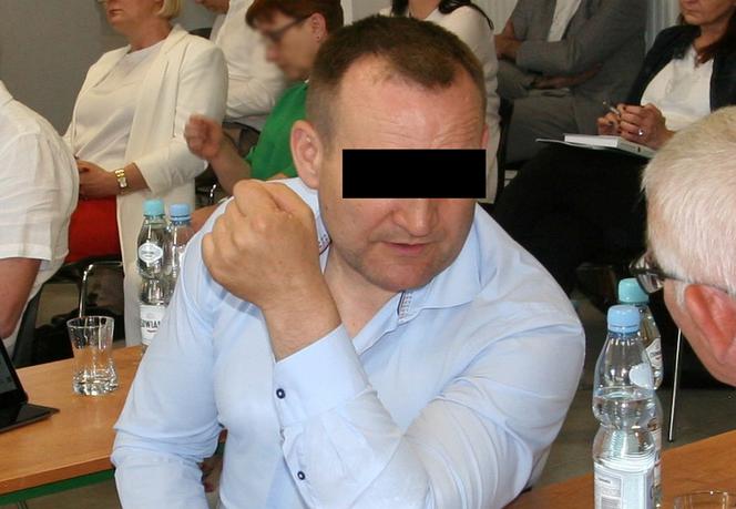 Wybrali go na swojego reprezentanta, teraz czeka go więzienie. Korumpował wysokiego urzędnika państwowego!