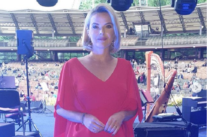 Monika Zamachowska w bikini nad morzem. Pokazała apartament