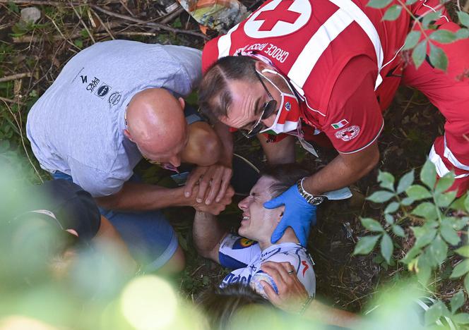 Wypadek Remco Evenepoela w Giro di Lombardia