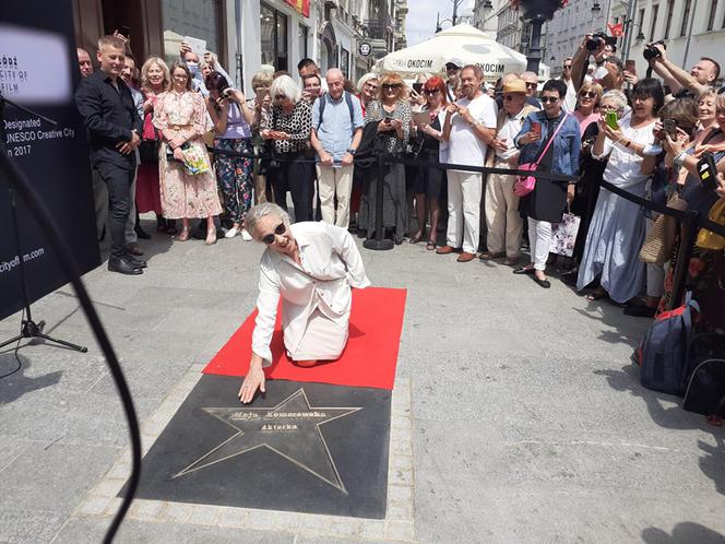 Maja Komorowska odsłoniła swoją gwiazdę na Piotrkowskiej!