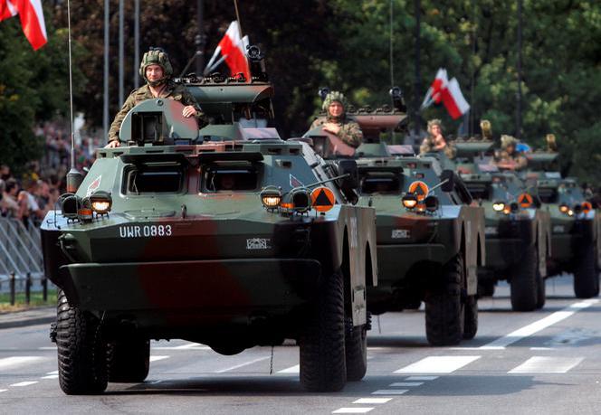 Defilada 15 sierpnia w Warszawie odwołana!