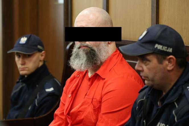 Warszawa. Zabił 3-letnie dziecko i narzeczoną. Bóg dawał mu otuchę, szatan kazał zabić