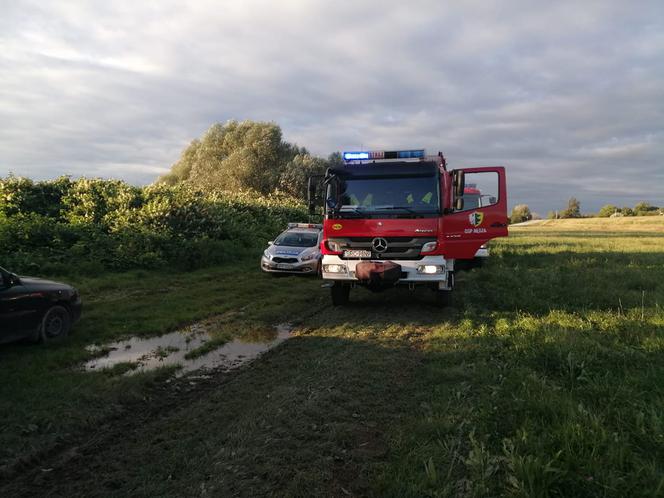 Ciechowice: Makabryczne odkrycie nad Odrą. W wodzie dryfowały zwłoki kobiety!