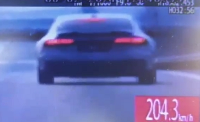 Kierowca Audi gnał na złamanie karku