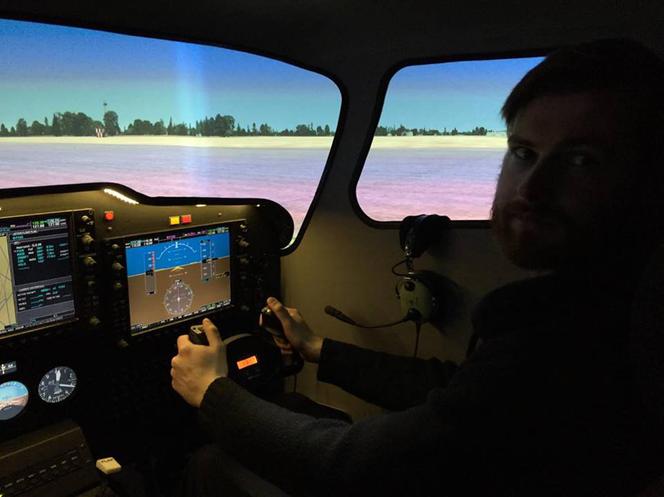 Symulator lotów wart jest 4 mln zł