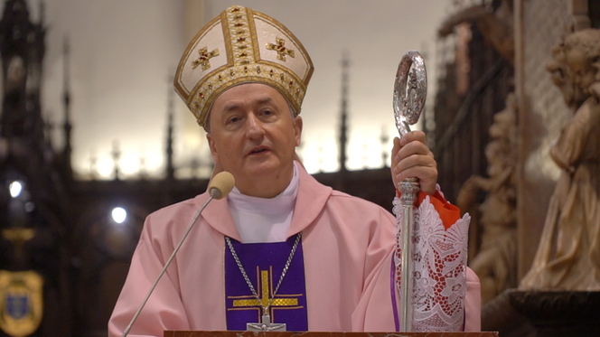 Historyczna decyzja! Biskup ZAMKNĄŁ kościoły w diecezji tarnowskiej!