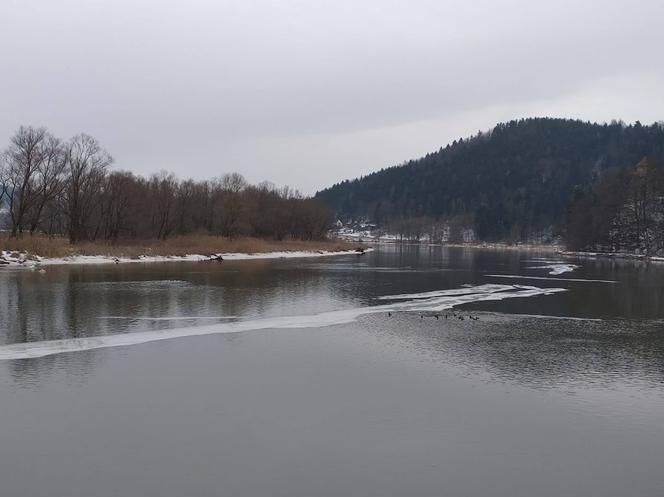 Do regionu dotarło ocieplenie. Rzek i potoki są monitorowane