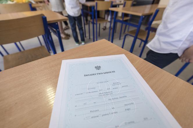 Koniec roku szkolnego 2020. Na jakiej podstawie będą oceniani uczniowie?