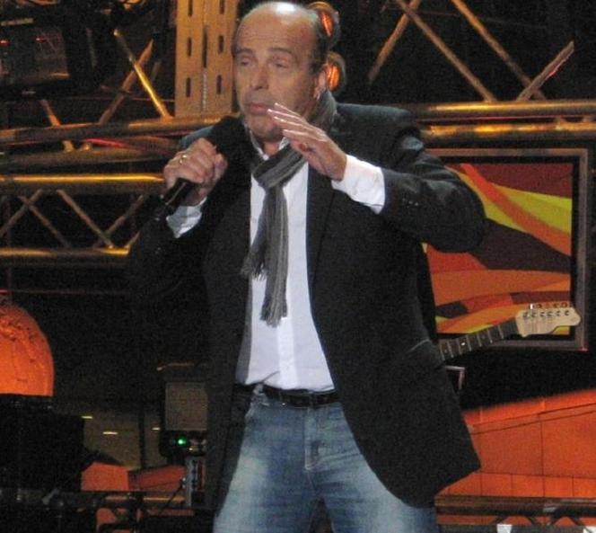 Koncert Pospieszalskich W KOŚCIELE mimo obostrzeń! Sanepid jest na tak, internauci WŚCIEKLI! Błazenada