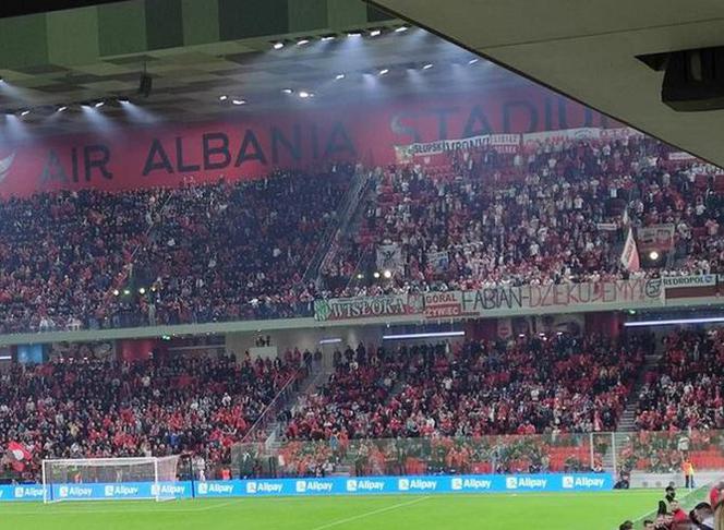 Skandal przy hymnach przed Albania - Polska