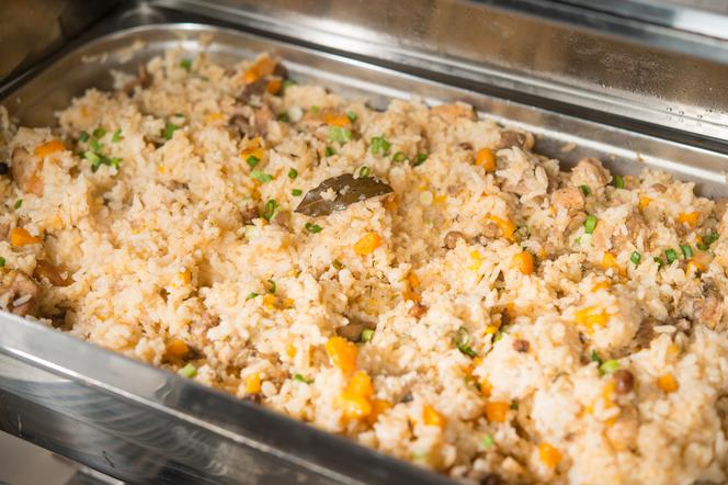 Zapiekane risotto cheddarowe - kremowe i łatwe w przygotowaniu