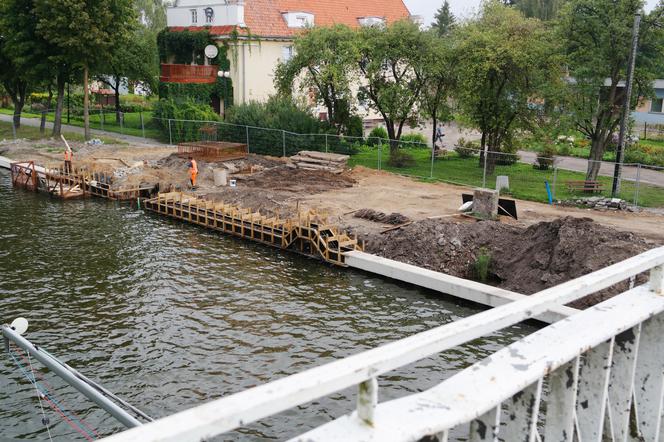 Rozbiórka kładki nad Kanałem Giżyckim