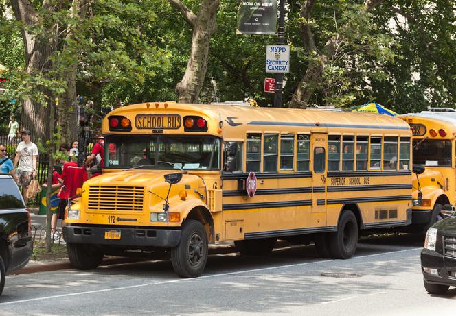 szkolny autobus