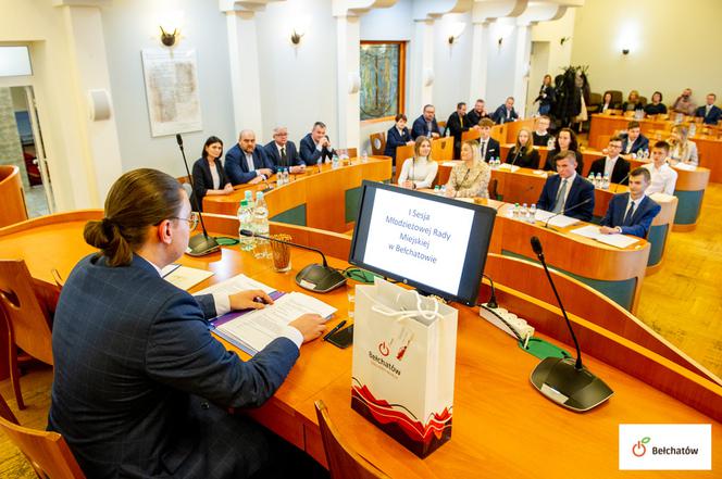 Młodzieżowa Rada Miejska w Bełchatowie już po pierwszych obradach. Jakie mają pomysły?