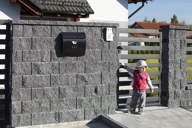 Ogrodzenia i podjazdy Polbruk