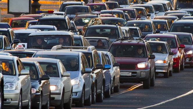 Gigantyczny korek na autostradzie A6. Zator ma 9 kilometrów