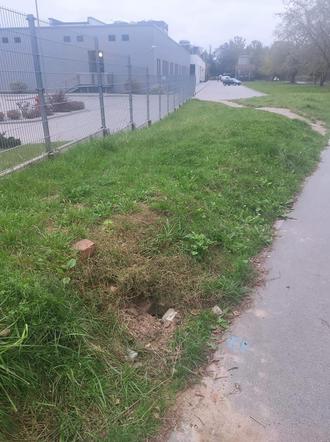 To niewiarygodne. Kto ukradł uliczne latarnie?