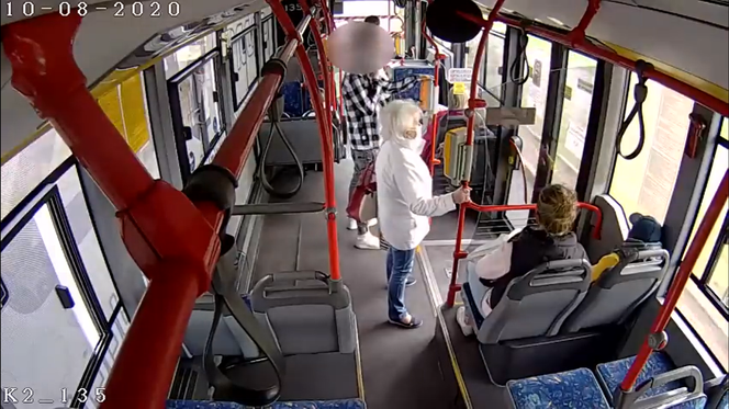 Częstochowa: Złodziej spalił się ze wstydu! Po wrzuceniu TEGO oddał plecak
